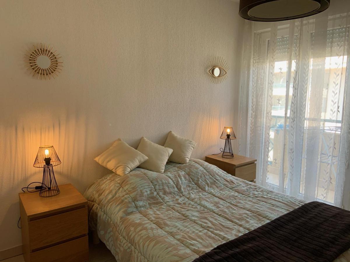 Port Frejus - Le Romanee - Appartement Vue Mer - 2 Chambres Екстер'єр фото